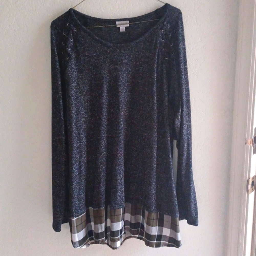 Avenue Black Shirt